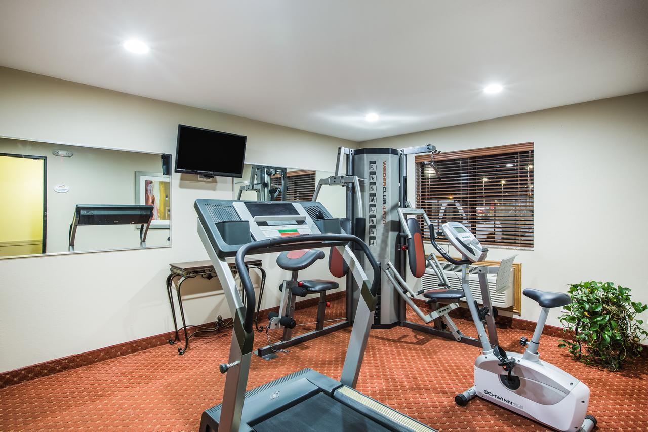 Baymont By Wyndham Cedar Rapids Hotell Eksteriør bilde