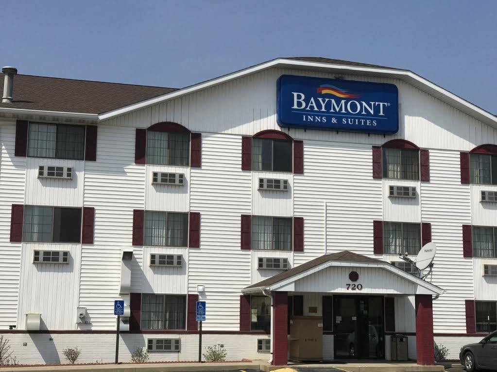 Baymont By Wyndham Cedar Rapids Hotell Eksteriør bilde
